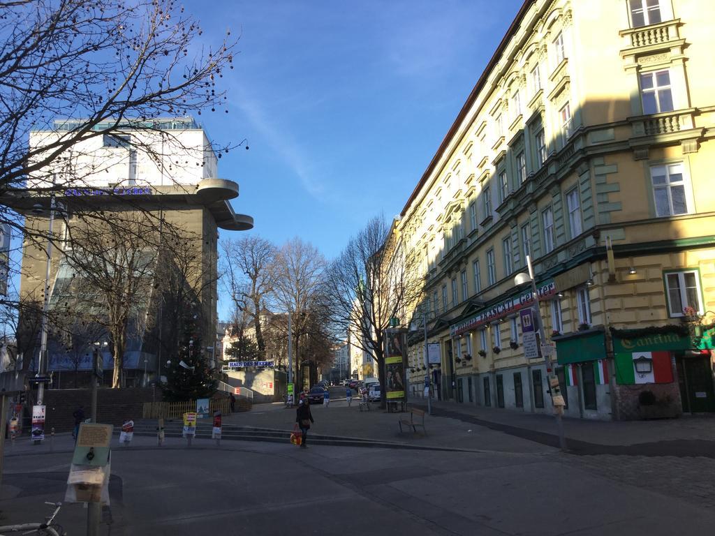 Ajo Central Виена Екстериор снимка